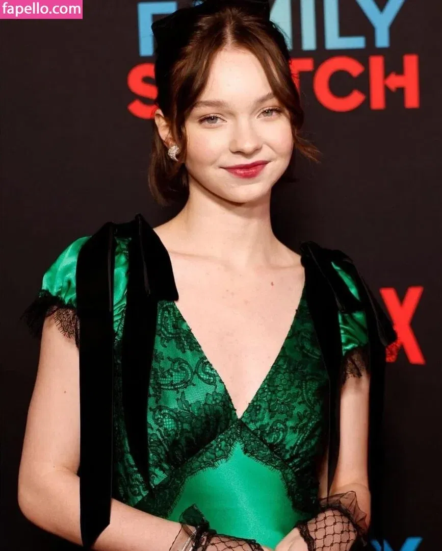 Emma Myers Onlyfans Photo Gallery 