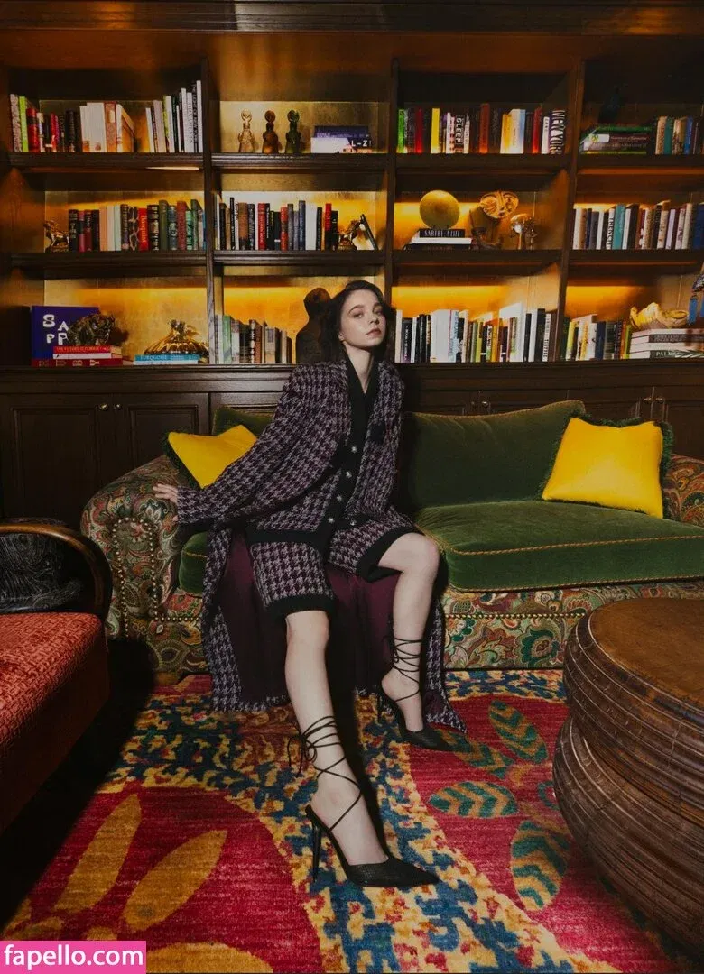 Emma Myers Onlyfans Photo Gallery 