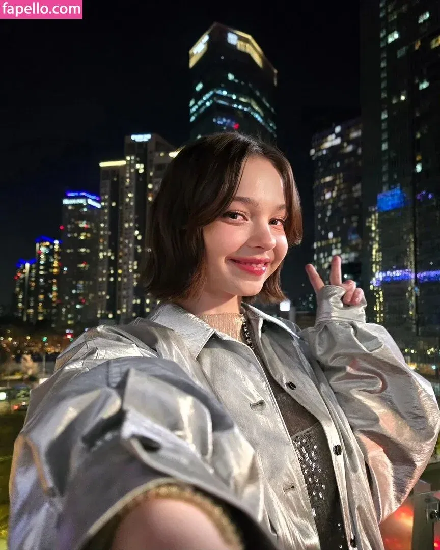 Emma Myers Onlyfans Photo Gallery 