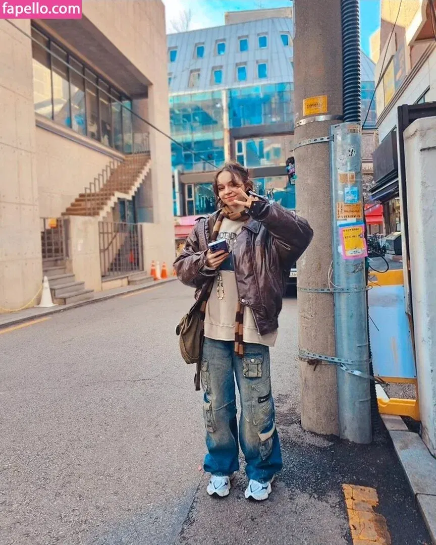 Emma Myers Onlyfans Photo Gallery 