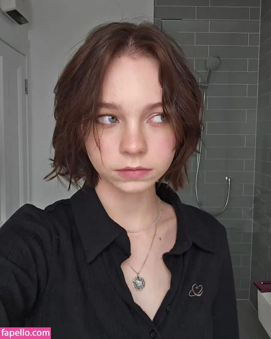 Emma Myers Onlyfans Photo Gallery 