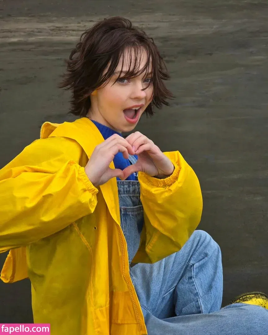 Emma Myers Onlyfans Photo Gallery 