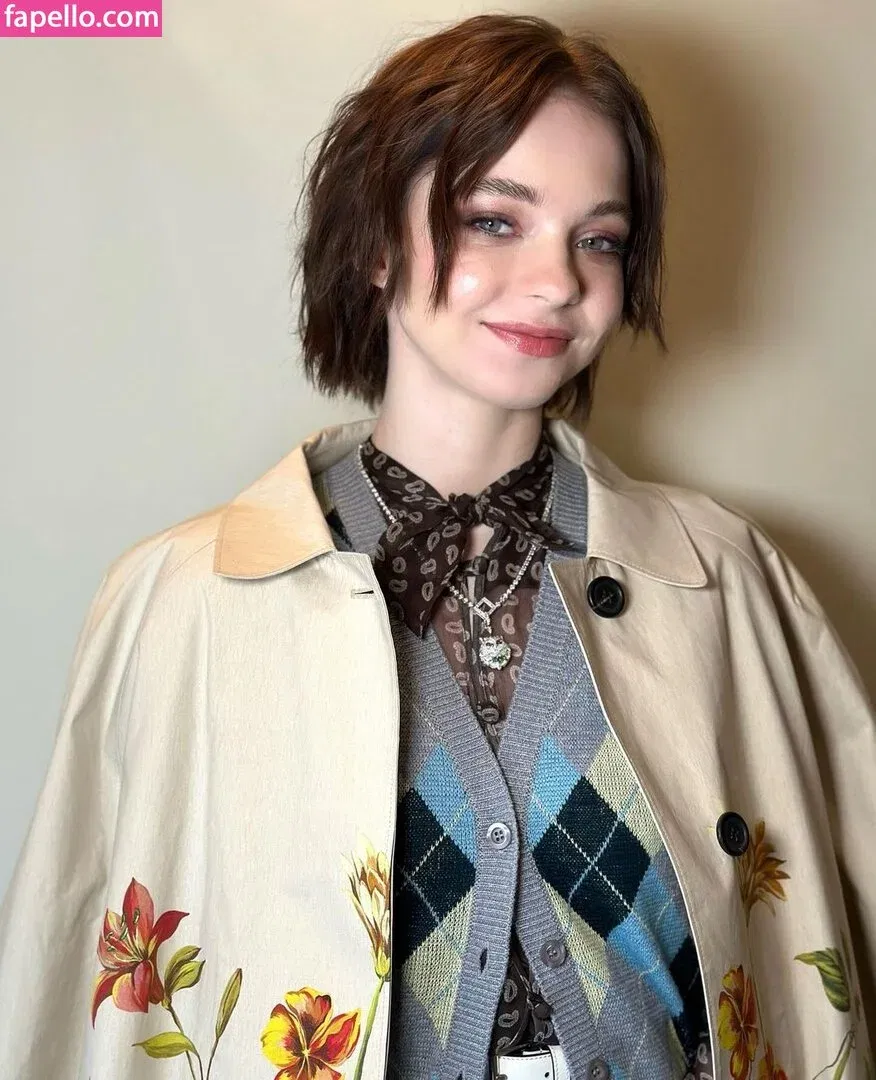 Emma Myers Onlyfans Photo Gallery 