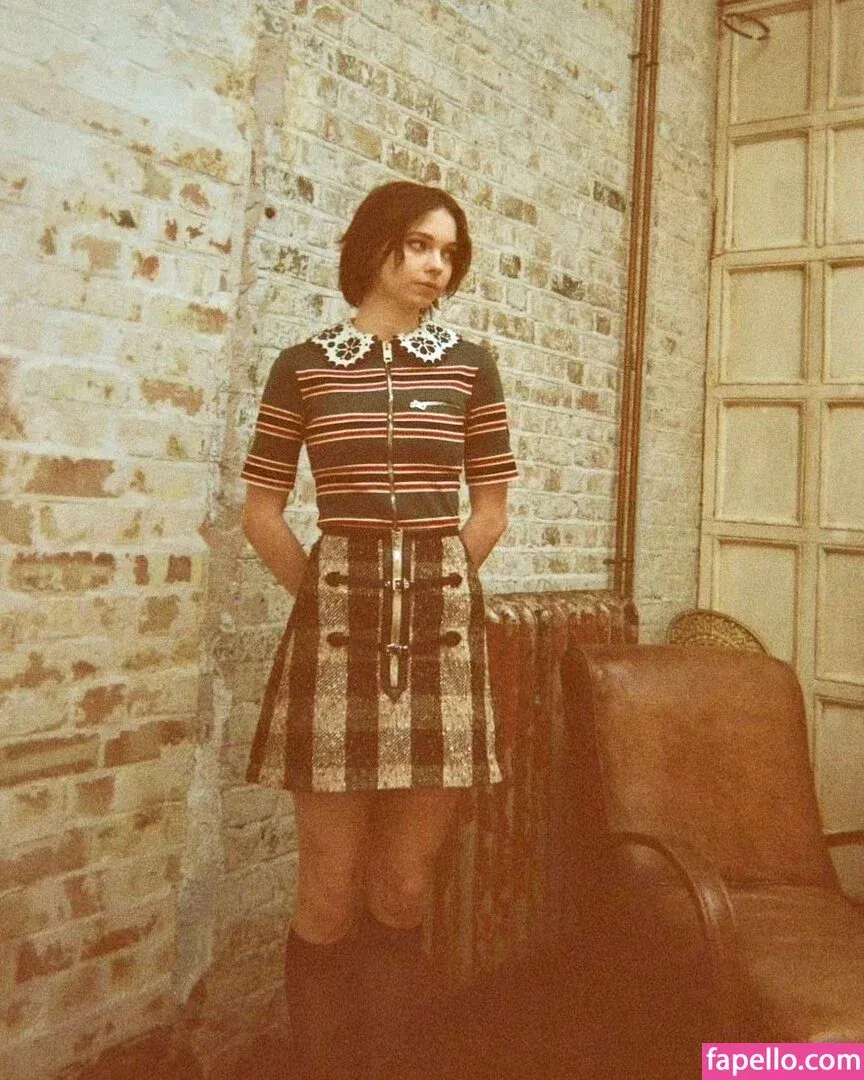 Emma Myers Onlyfans Photo Gallery 