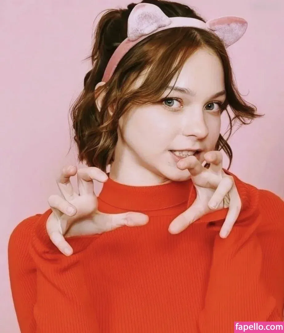 Emma Myers Onlyfans Photo Gallery 