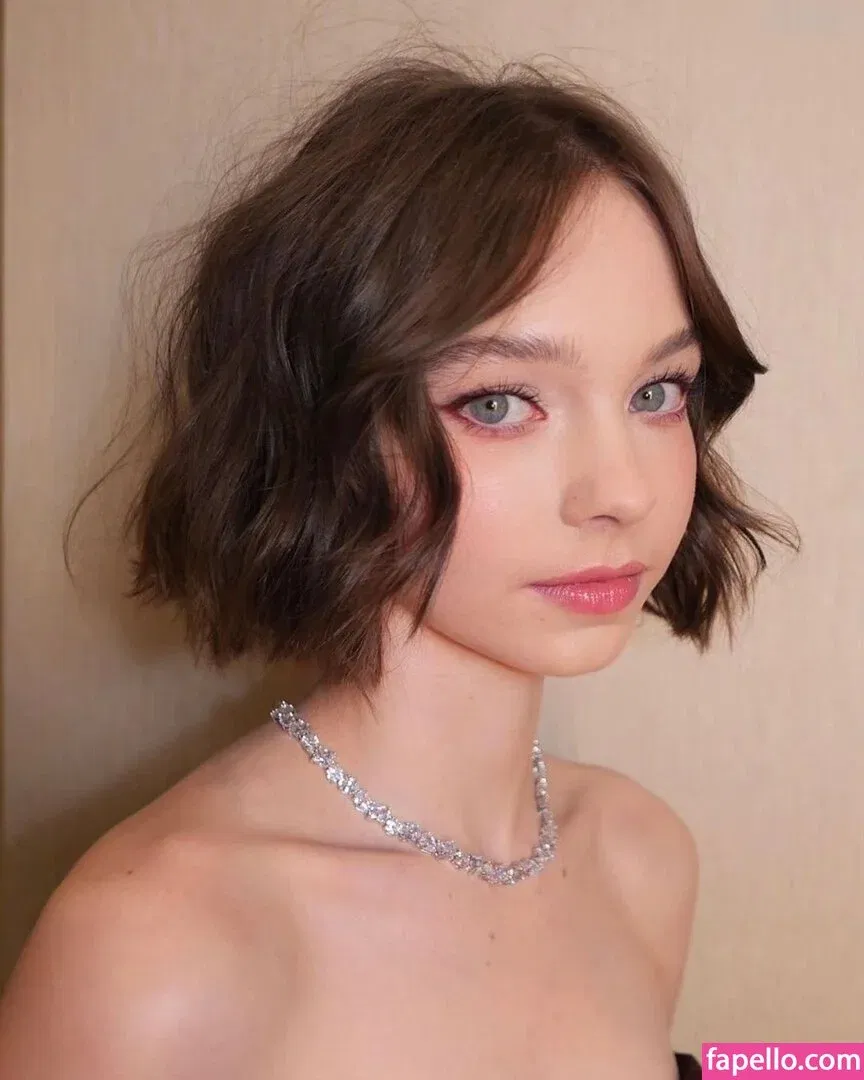 Emma Myers Onlyfans Photo Gallery 