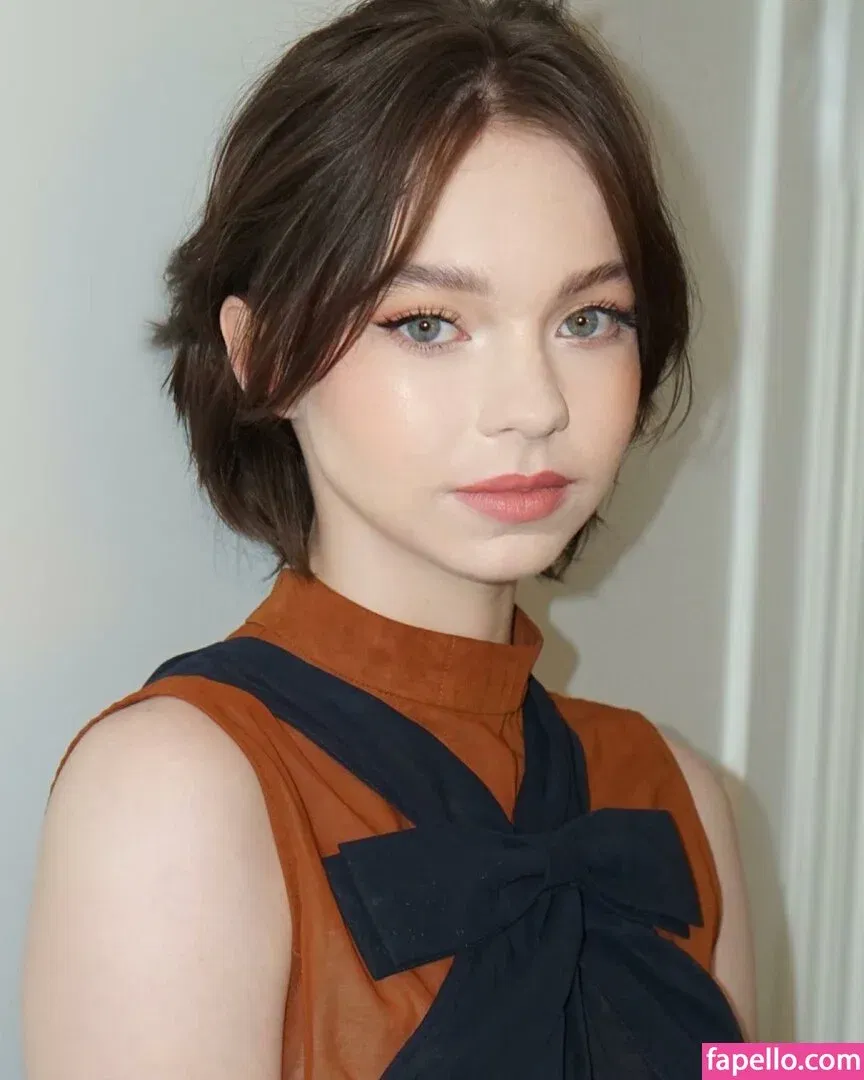 Emma Myers Onlyfans Photo Gallery 