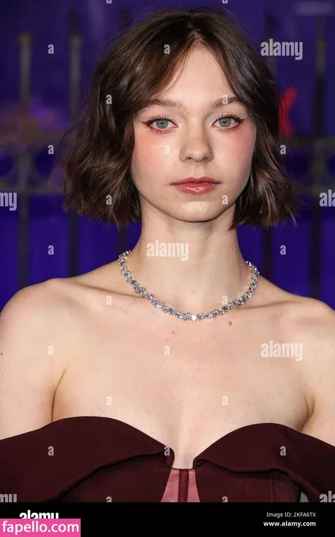 Emma Myers Onlyfans Photo Gallery 