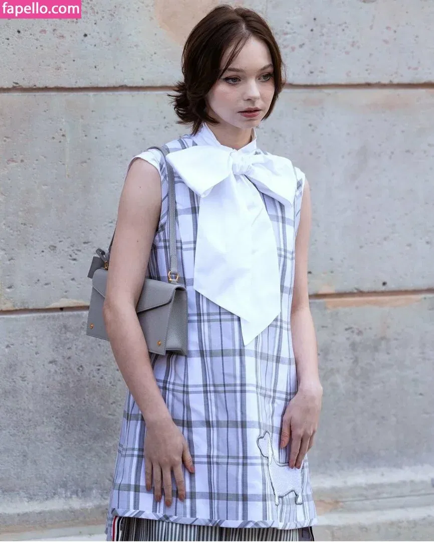 Emma Myers Onlyfans Photo Gallery 