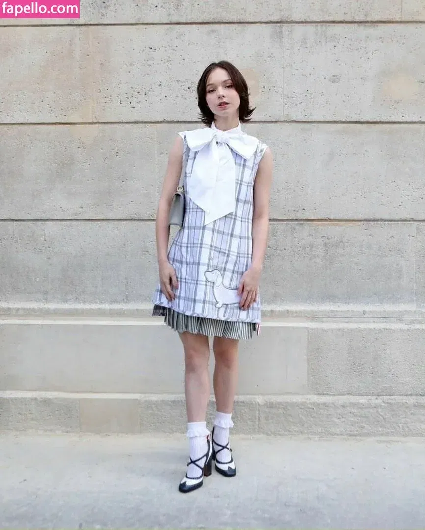 Emma Myers Onlyfans Photo Gallery 