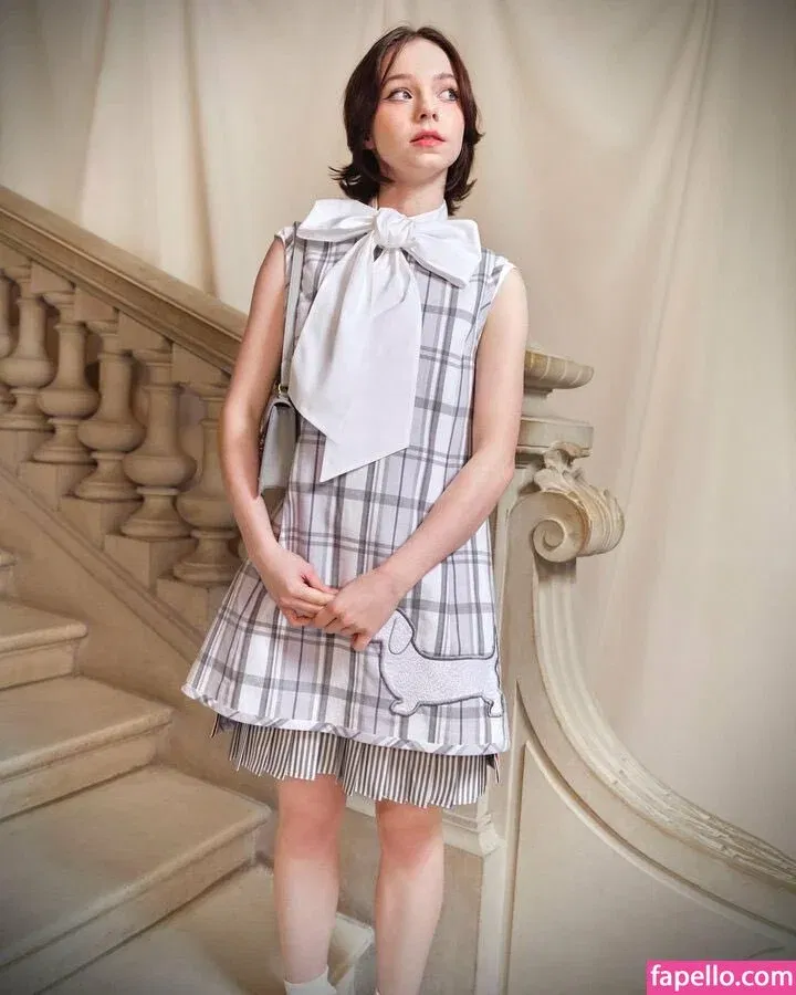 Emma Myers Onlyfans Photo Gallery 