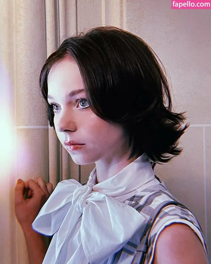 Emma Myers Onlyfans Photo Gallery 