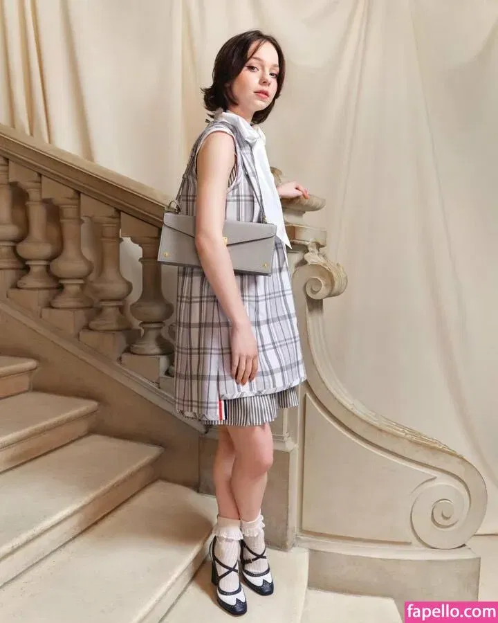 Emma Myers Onlyfans Photo Gallery 