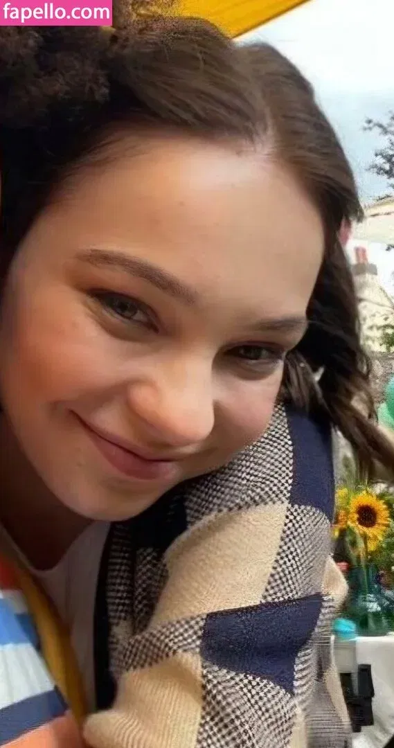 Emma Myers Onlyfans Photo Gallery 