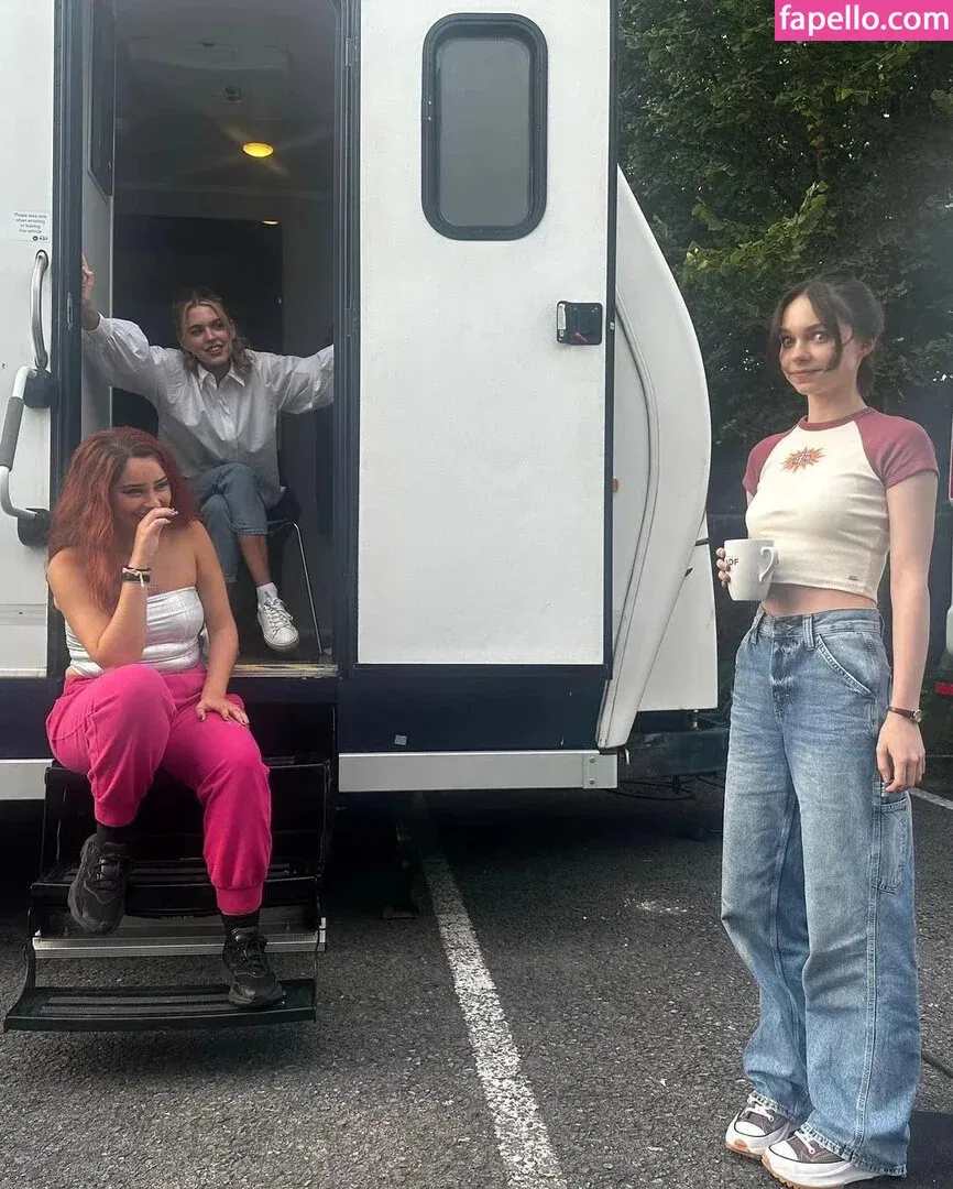 Emma Myers Onlyfans Photo Gallery 