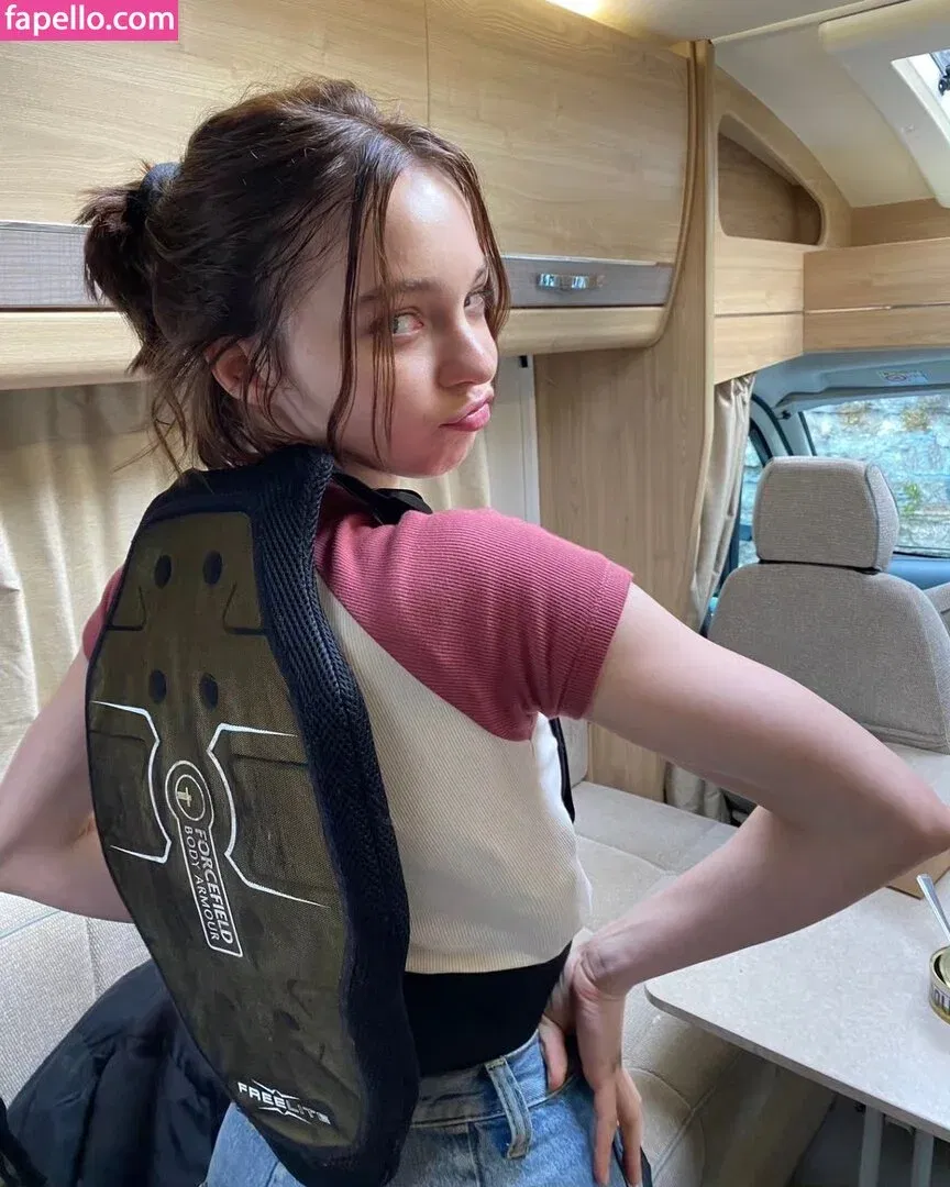 Emma Myers Onlyfans Photo Gallery 