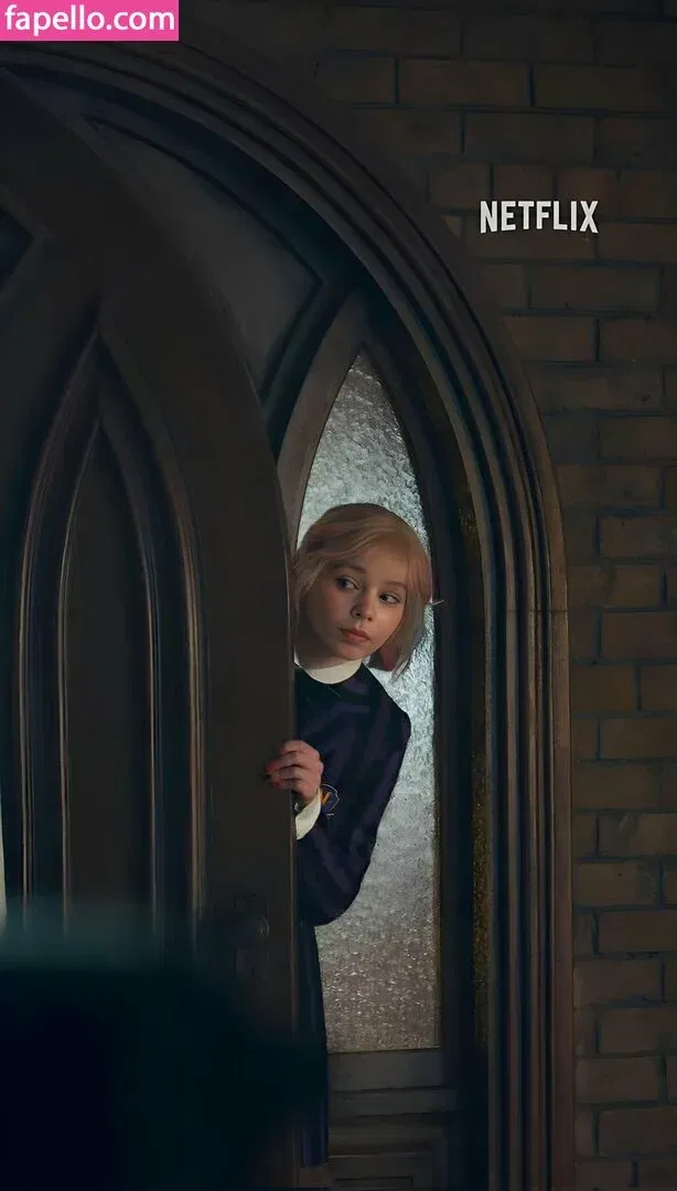 Emma Myers Onlyfans Photo Gallery 