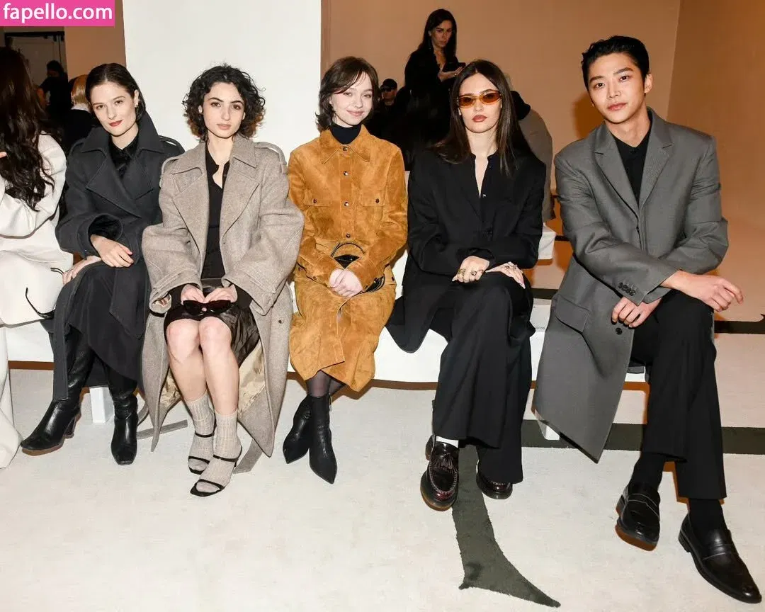 Emma Myers Onlyfans Photo Gallery 