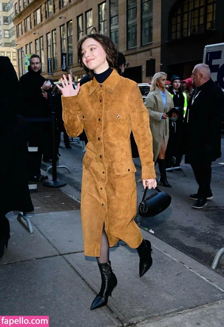 Emma Myers Onlyfans Photo Gallery 