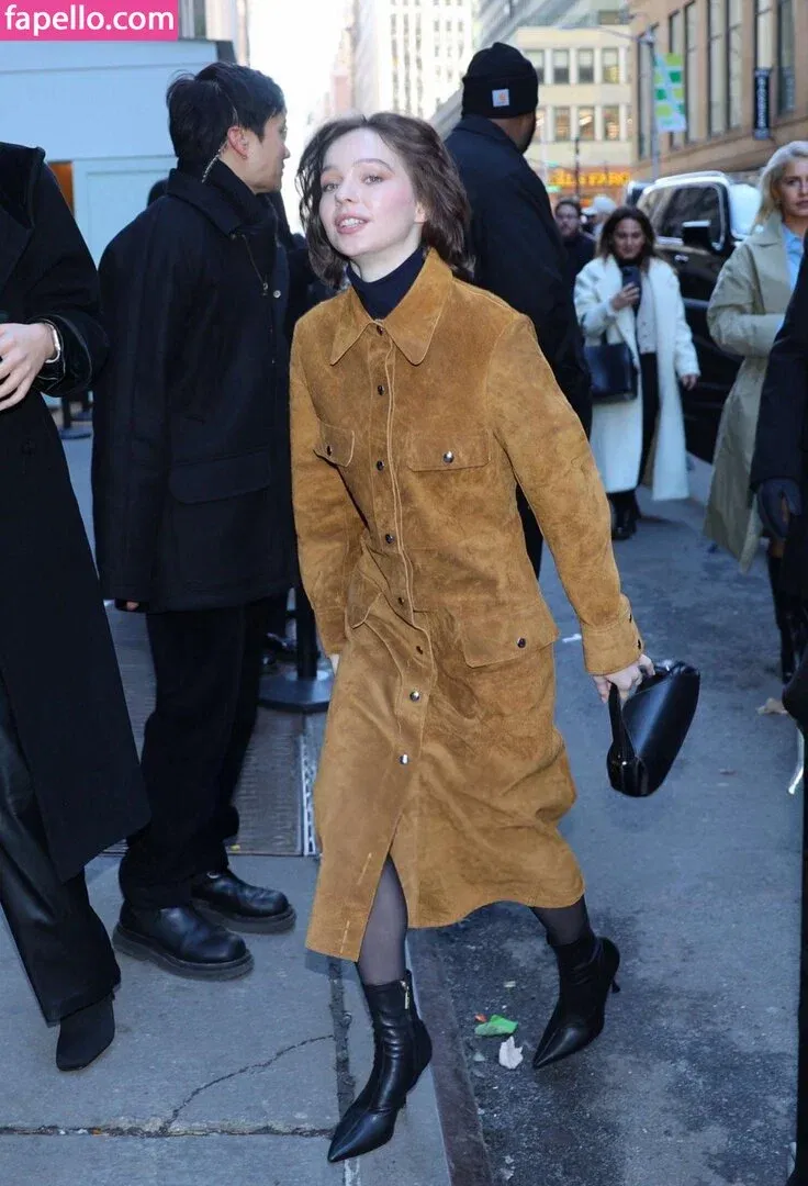 Emma Myers Onlyfans Photo Gallery 