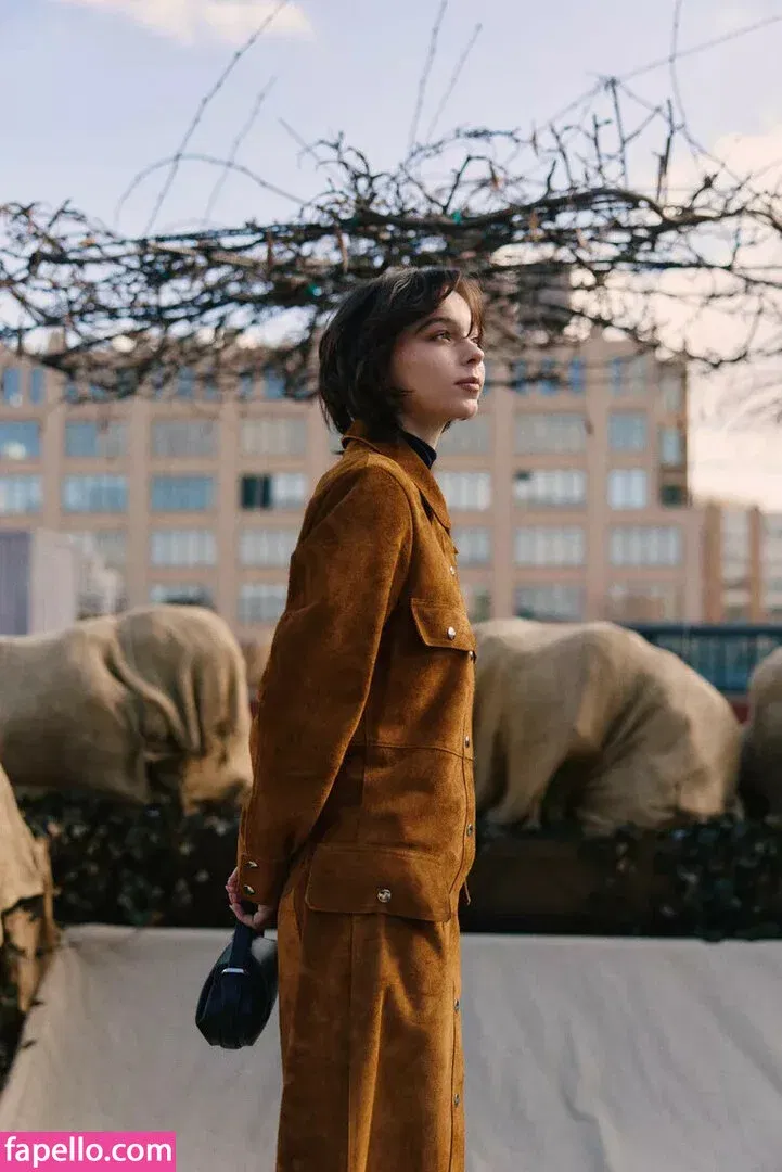 Emma Myers Onlyfans Photo Gallery 