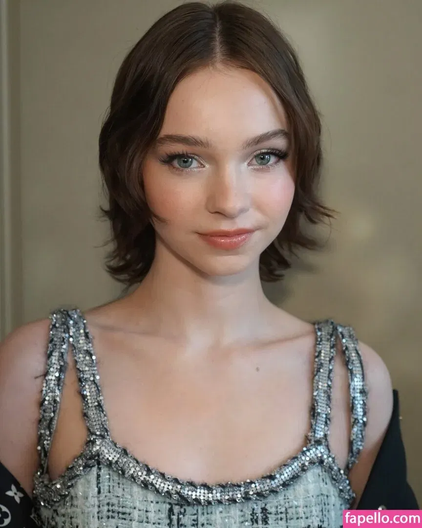 Emma Myers Onlyfans Photo Gallery 