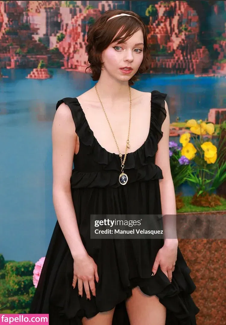 Emma Myers Onlyfans Photo Gallery 