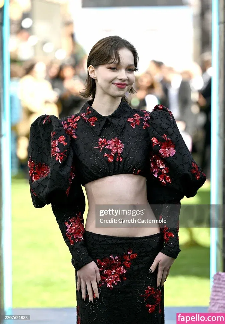 Emma Myers Onlyfans Photo Gallery 