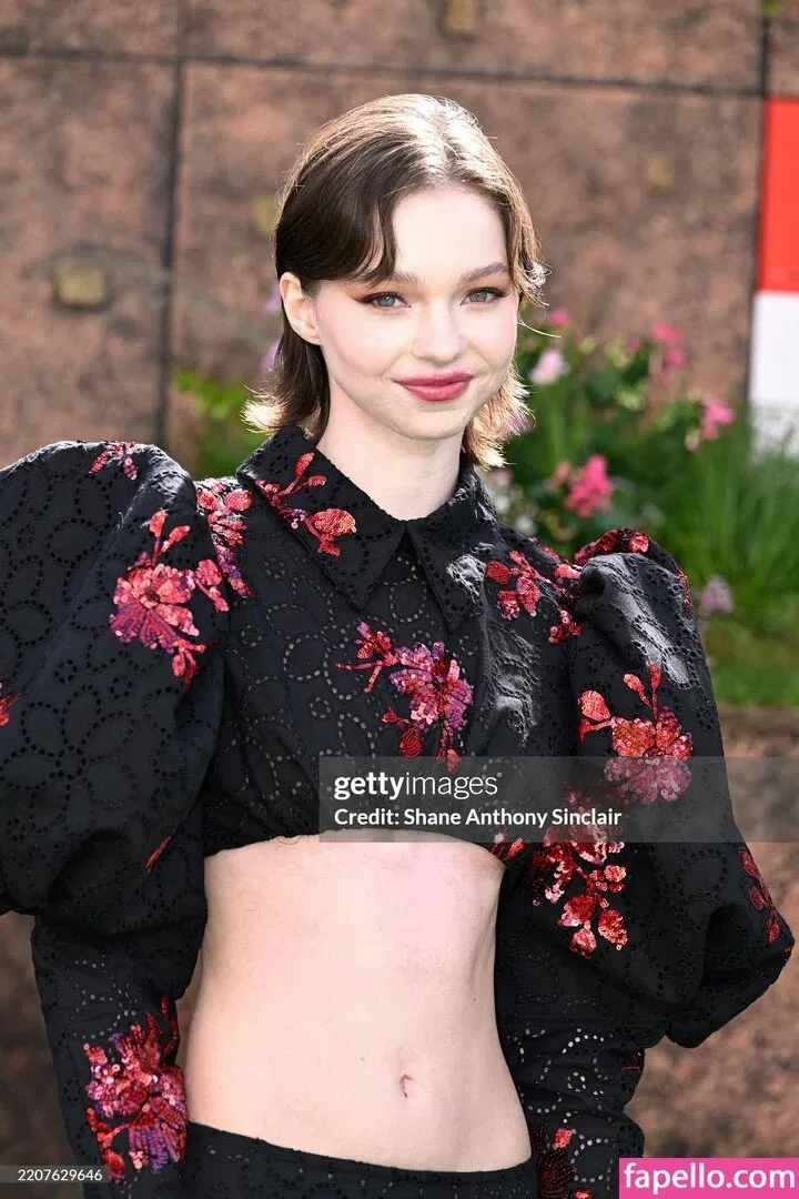 Emma Myers Onlyfans Photo Gallery 