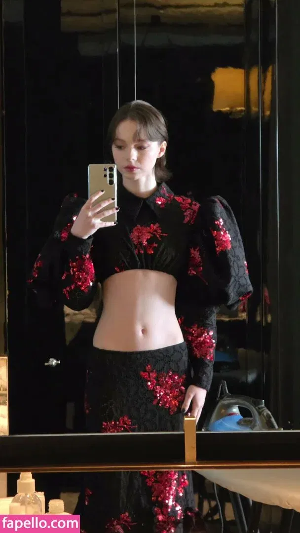 Emma Myers Onlyfans Photo Gallery 