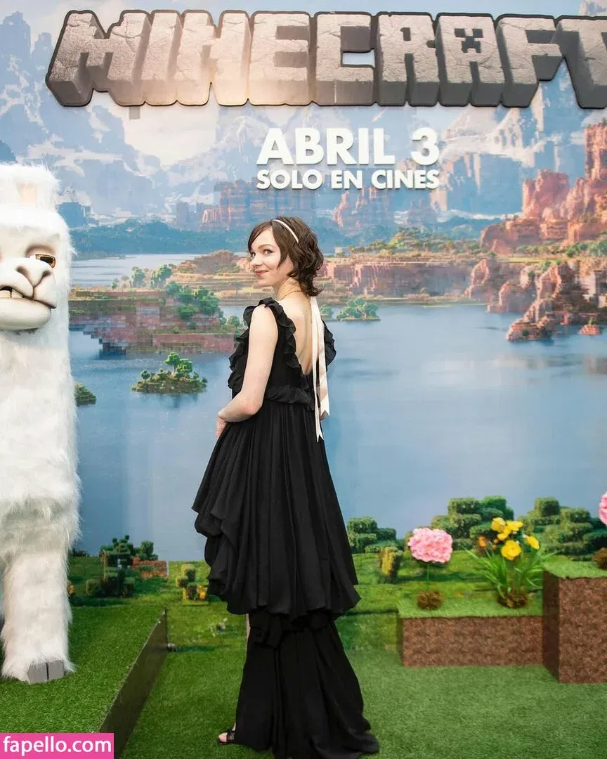 Emma Myers Onlyfans Photo Gallery 