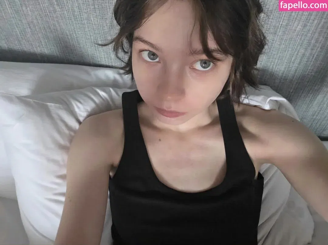 Emma Myers Onlyfans Photo Gallery 