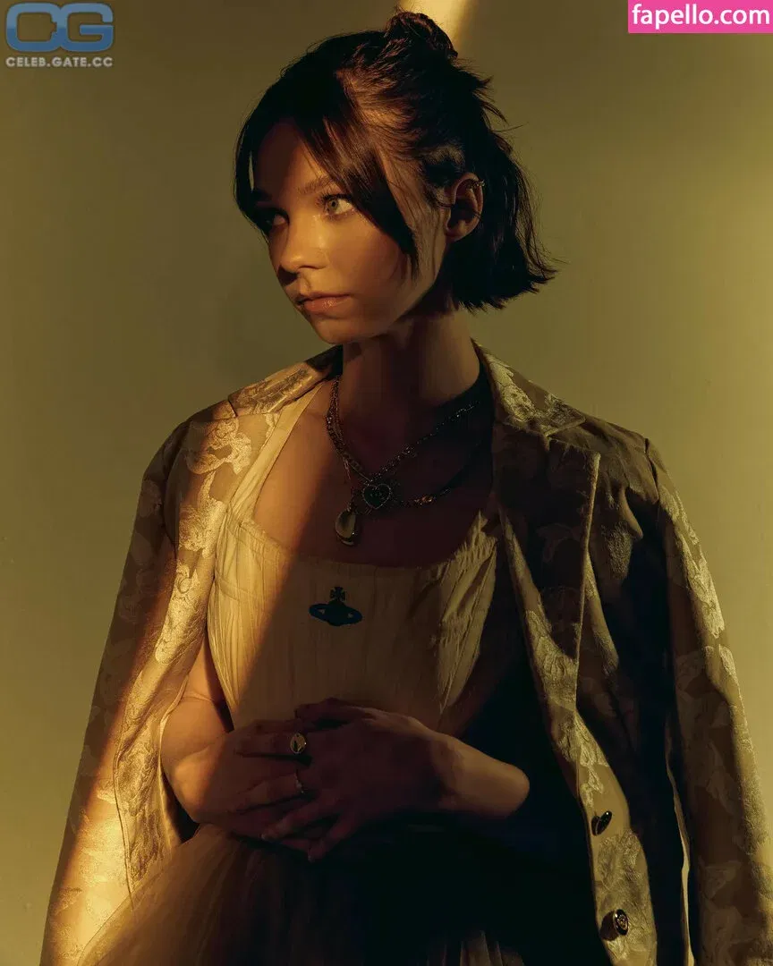 Emma Myers Onlyfans Photo Gallery 