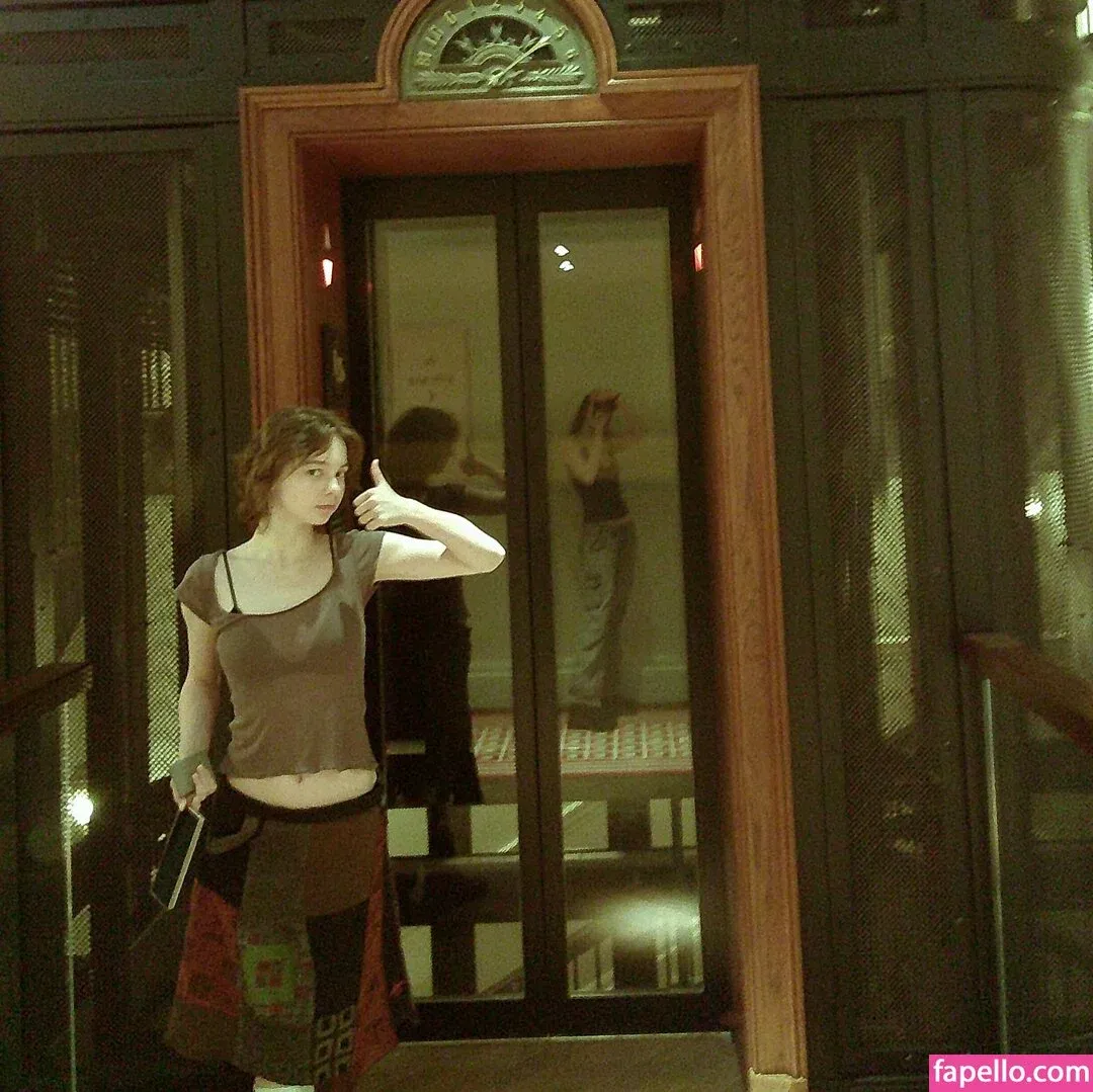 Emma Myers Onlyfans Photo Gallery 