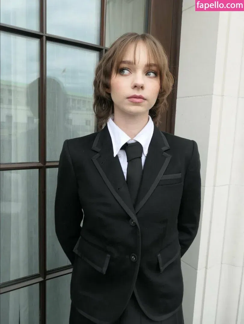 Emma Myers Onlyfans Photo Gallery 