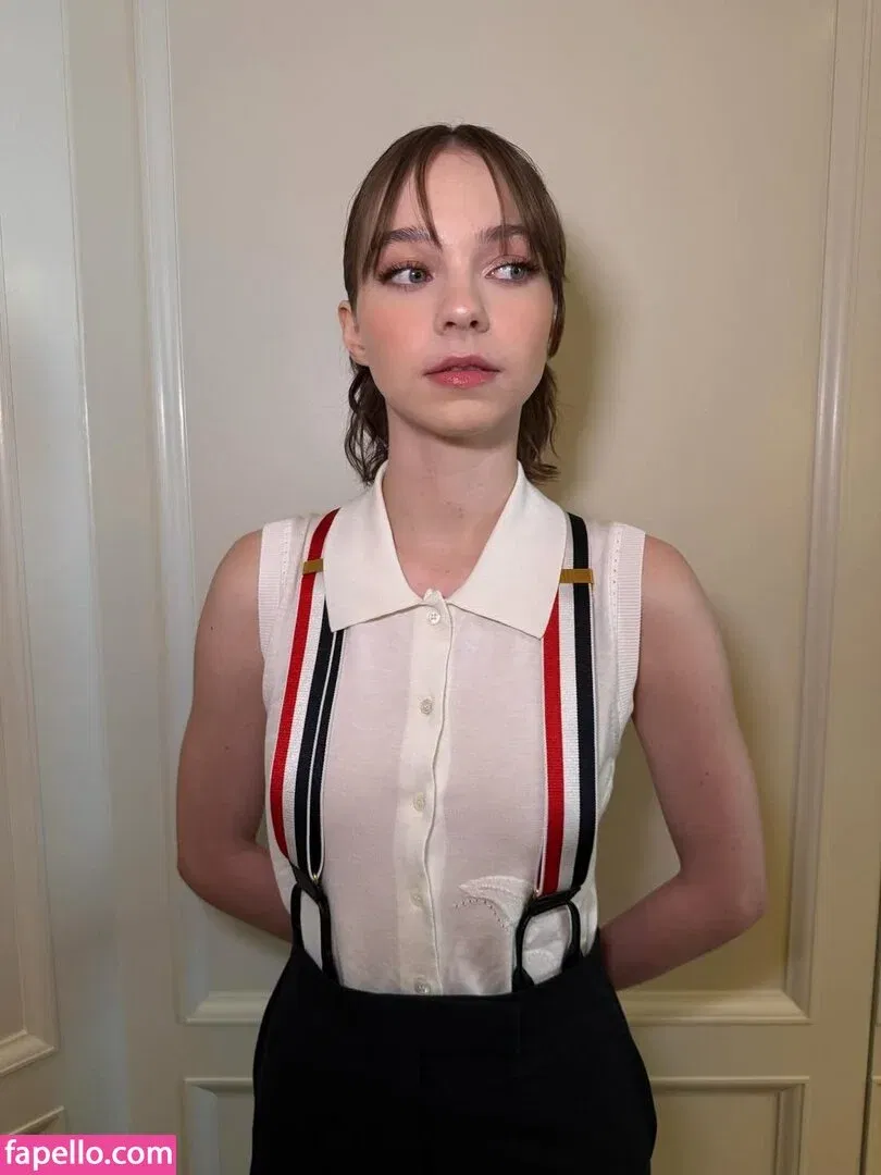 Emma Myers Onlyfans Photo Gallery 