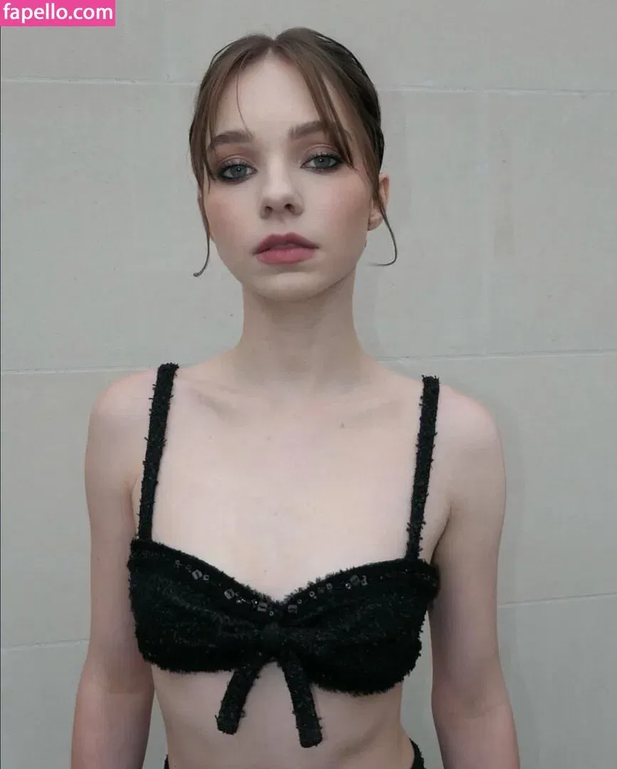 Emma Myers Onlyfans Photo Gallery 