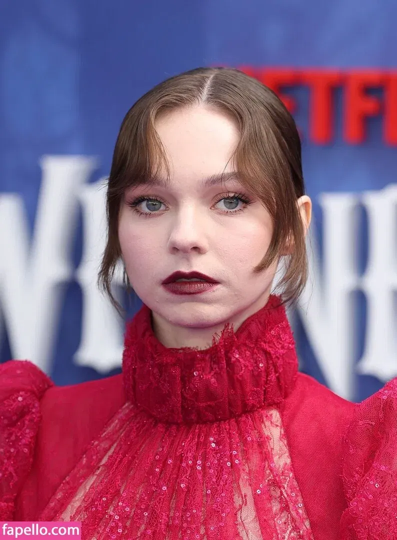 Emma Myers Onlyfans Photo Gallery 