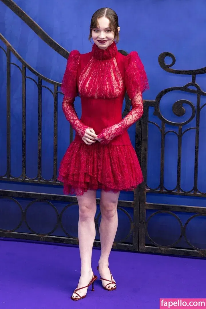 Emma Myers Onlyfans Photo Gallery 