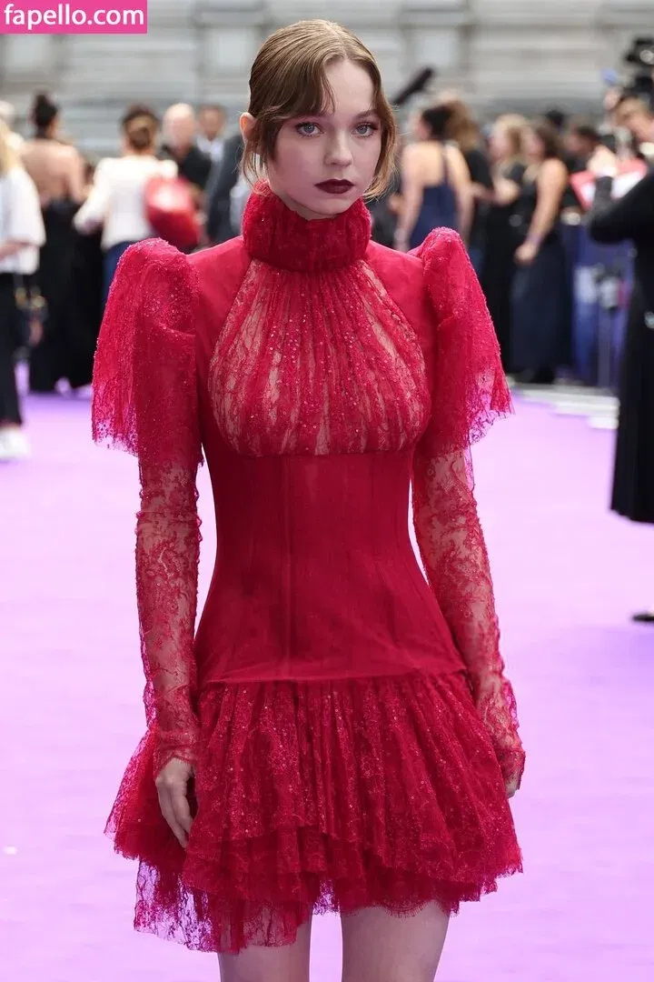 Emma Myers Onlyfans Photo Gallery 