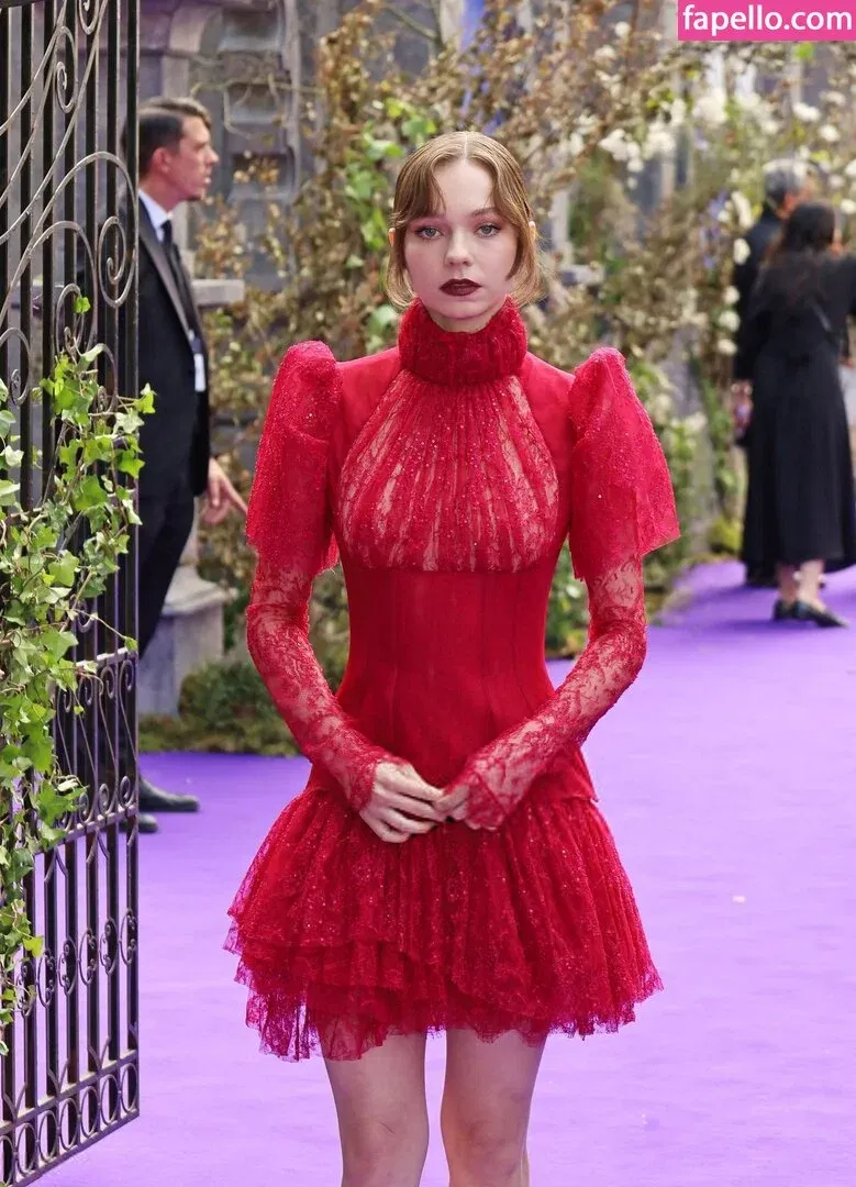 Emma Myers Onlyfans Photo Gallery 