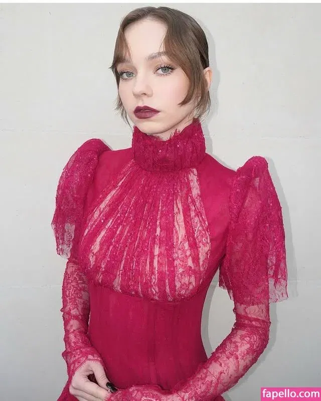 Emma Myers Onlyfans Photo Gallery 