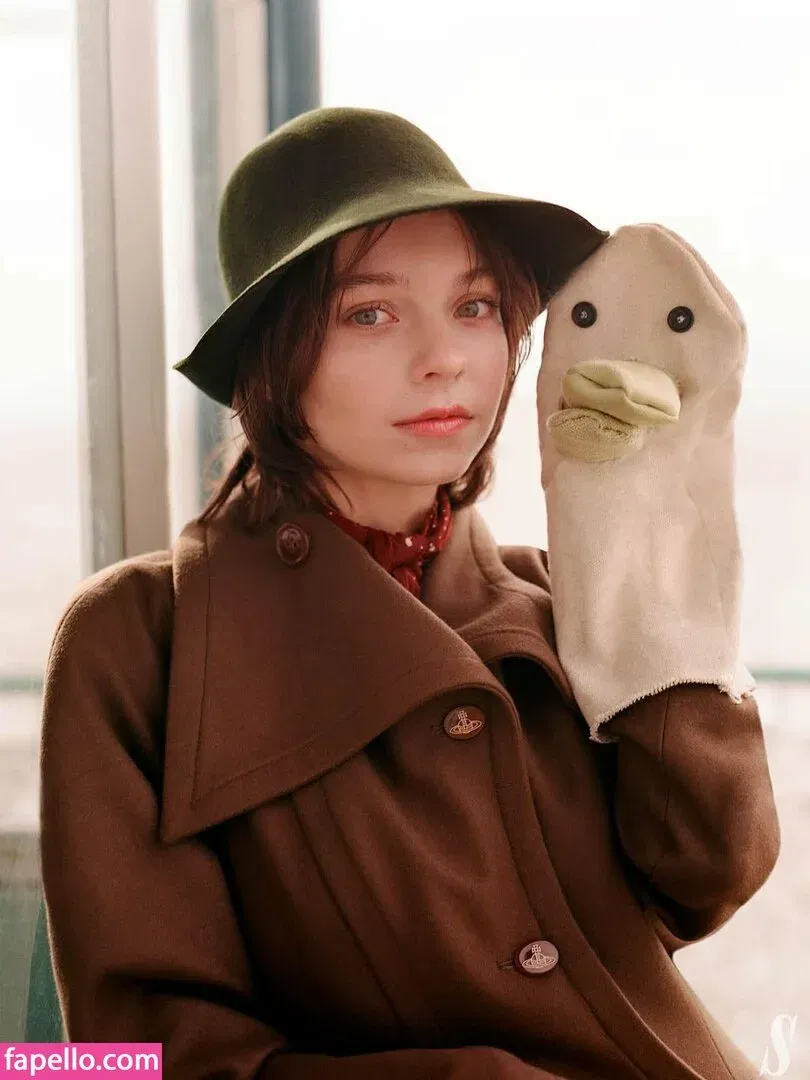 Emma Myers Onlyfans Photo Gallery 