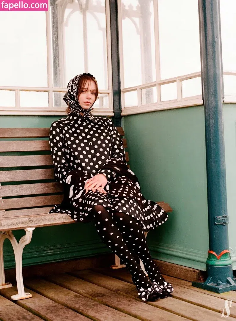 Emma Myers Onlyfans Photo Gallery 