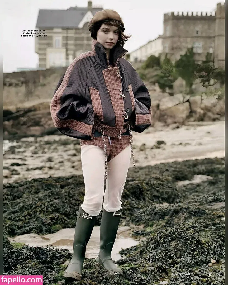 Emma Myers Onlyfans Photo Gallery 