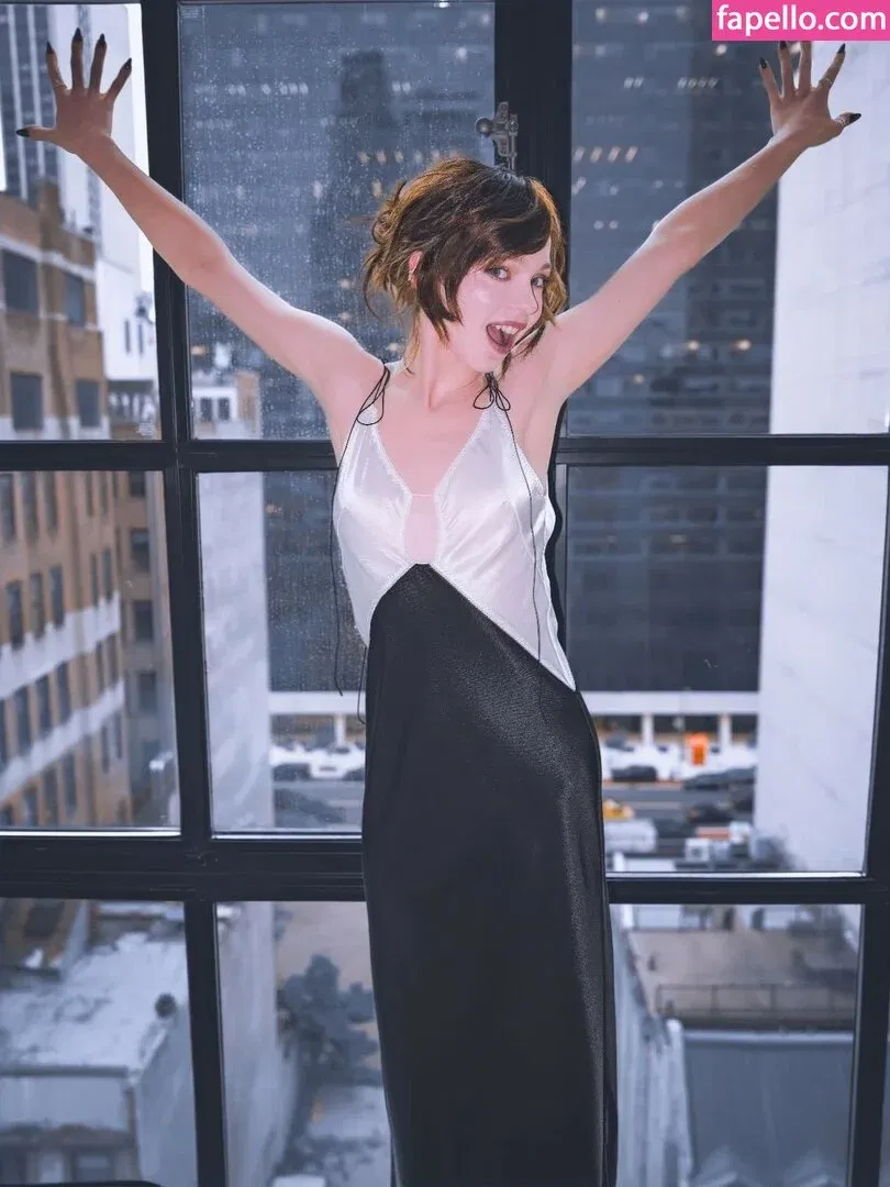 Emma Myers Onlyfans Photo Gallery 