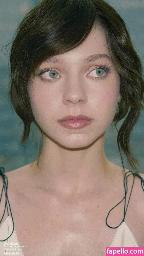 Emma Myers Onlyfans Photo Gallery 