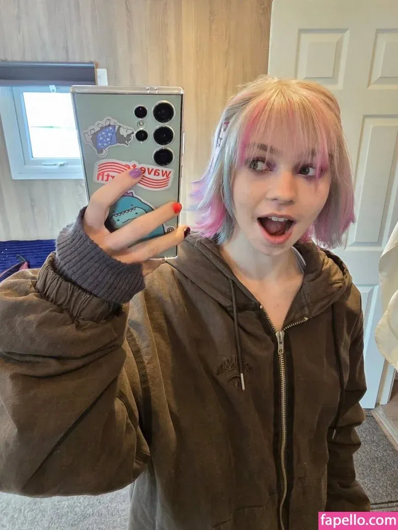 Emma Myers Onlyfans Photo Gallery 