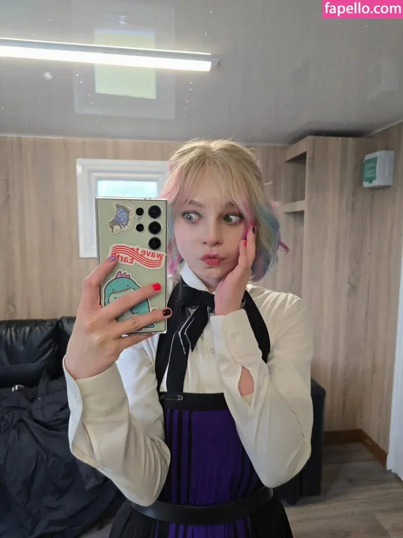 Emma Myers Onlyfans Photo Gallery 