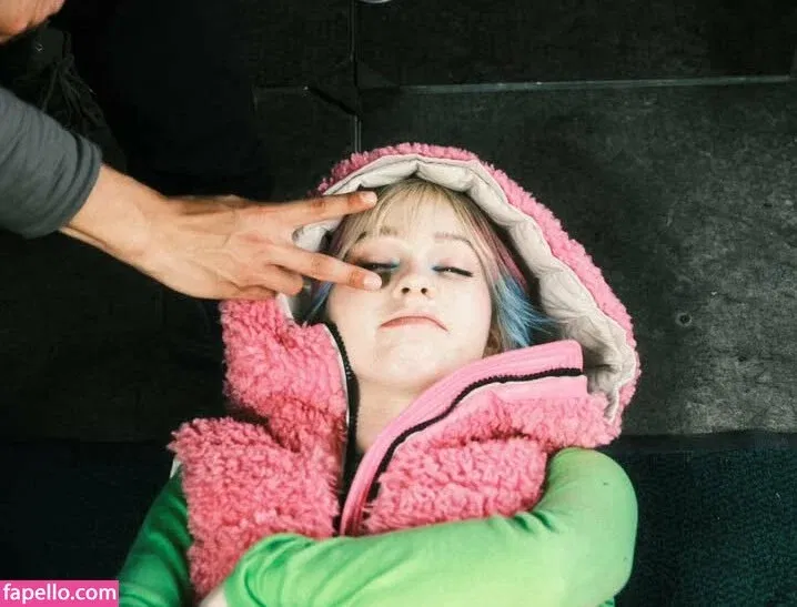 Emma Myers Onlyfans Photo Gallery 